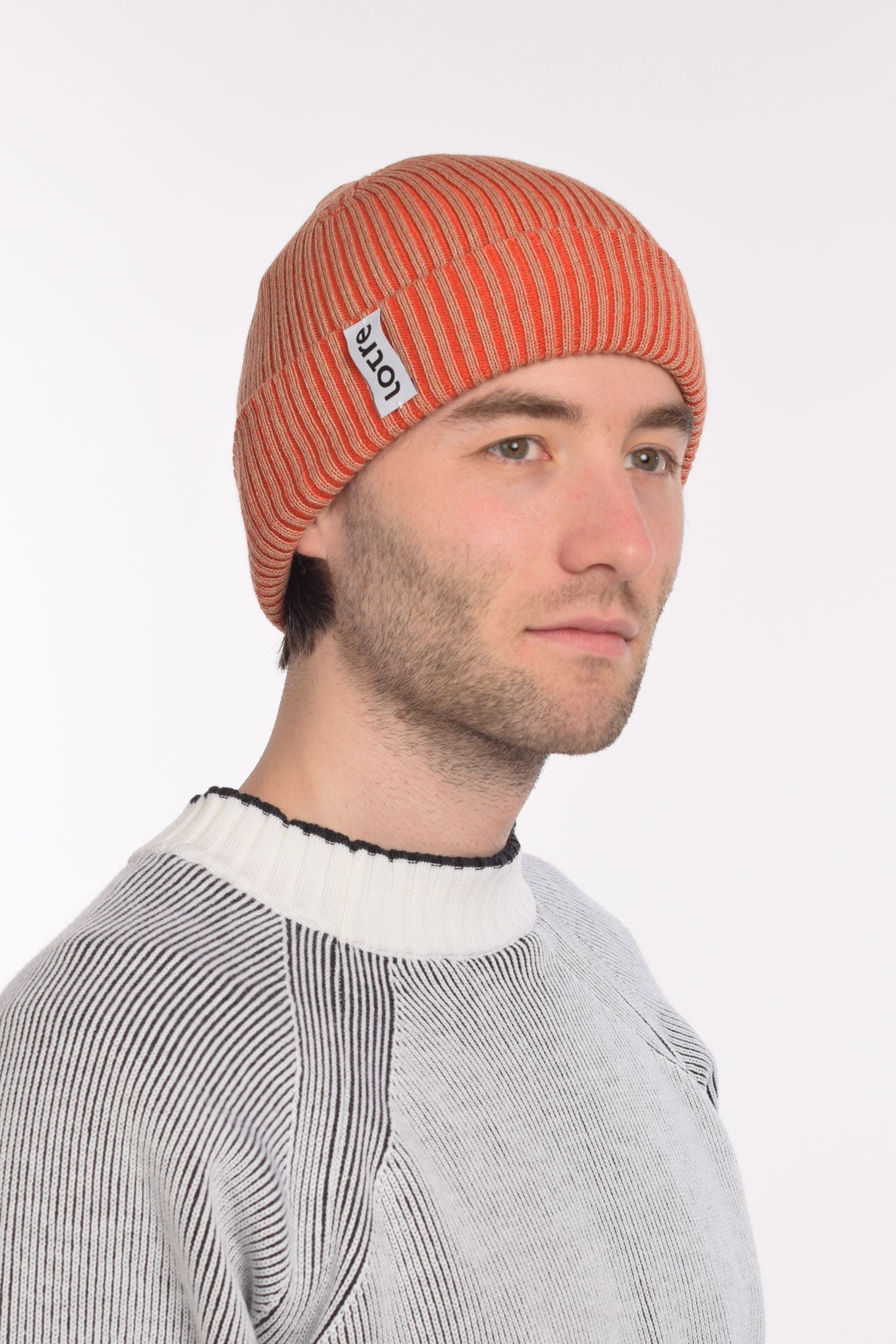 Fritzi Beanie - Beige & Red Plated, Lotre Studio