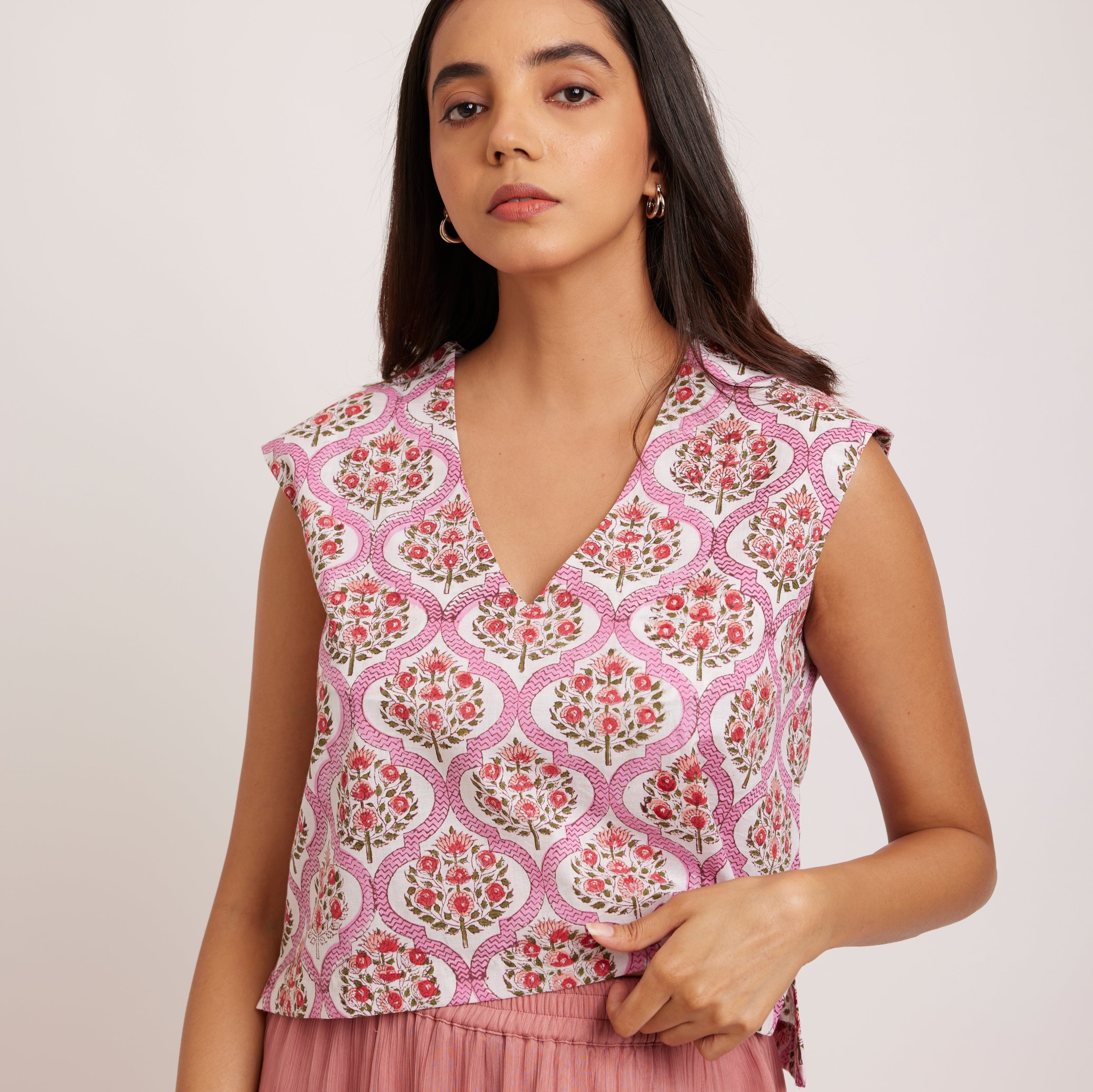 GOLBAHAR V-Neck Top Iimaima
