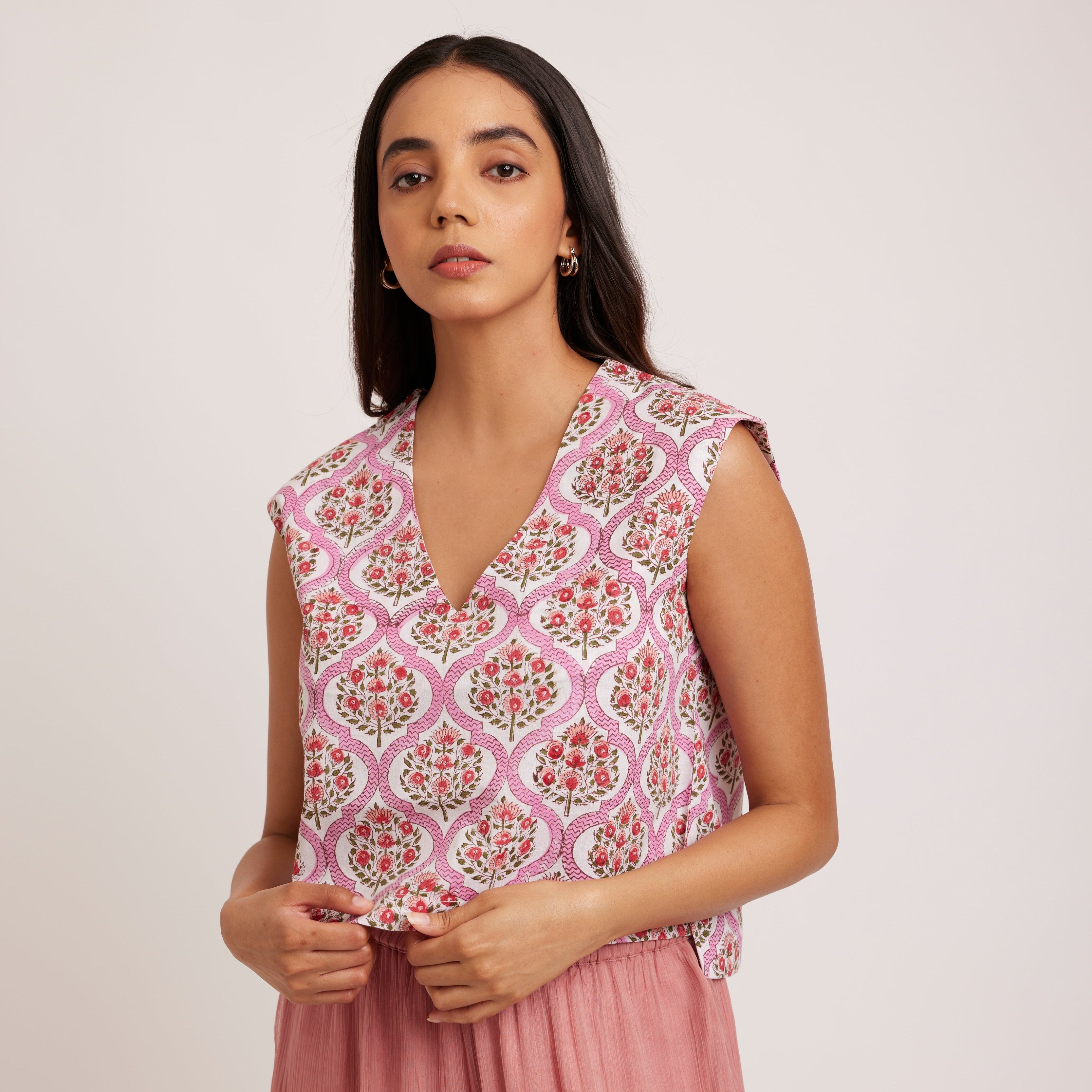 GOLBAHAR V-Neck Top Iimaima