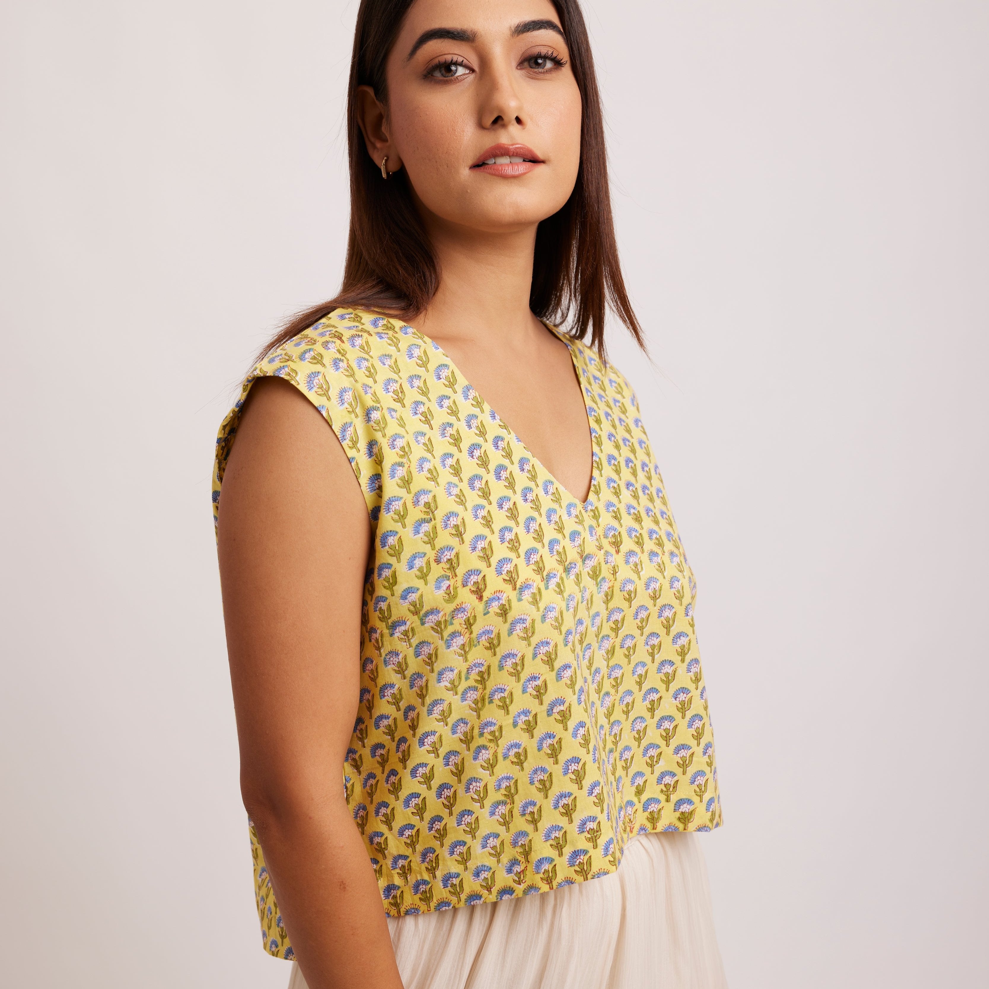 GOLBAHAR V-Neck Top Iimaima