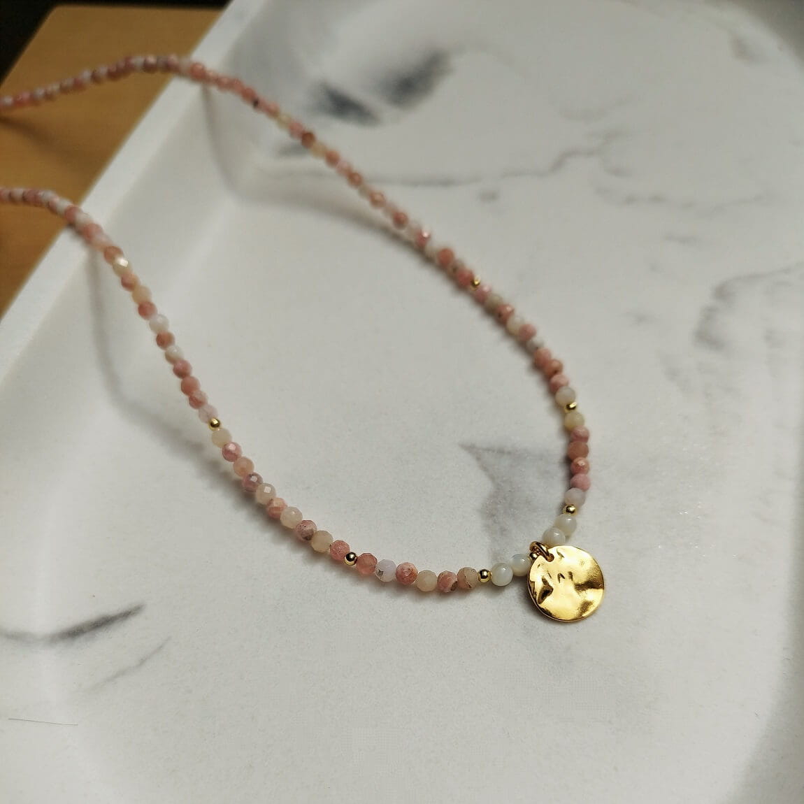 Opal Choker Lumi Cosi