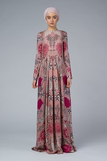 NILA Maxi-Kleid Iimaima