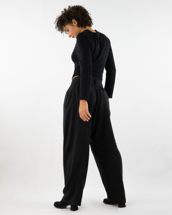 BritBLK Zeitloser, Nachhaltiger Body Keijn