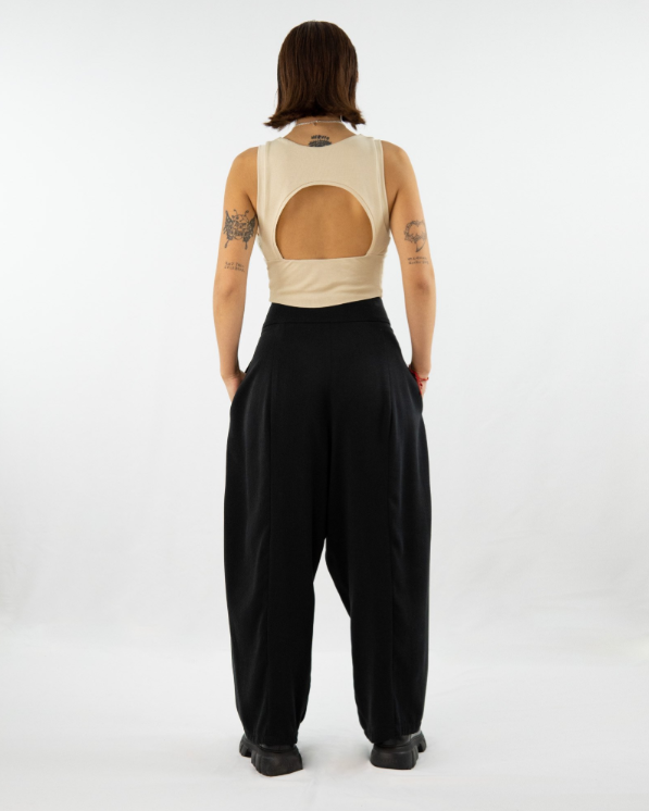 AdoPLI Minimalistische Bundfaltenhose Keijn