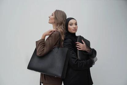 Saffiano-Leder Schwarz Tasche Meriem Lebdiri