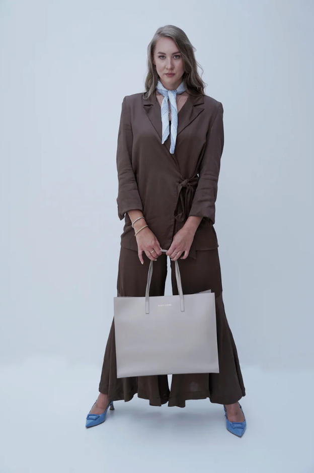 Business Travel Bag Beige Meriem Lebdiri