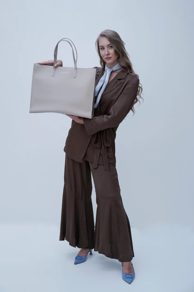 Business Travel Bag Beige Meriem Lebdiri