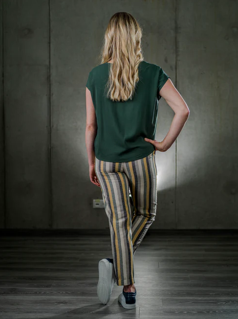 Viskosebluse aus 100 % recycelter Viskose ever&anon