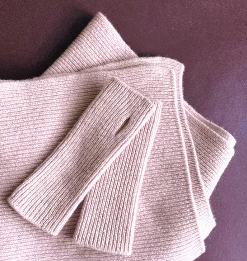 Kaschmir Merinowolle Handstulpen Blassrosa, Freiberg Knitwear