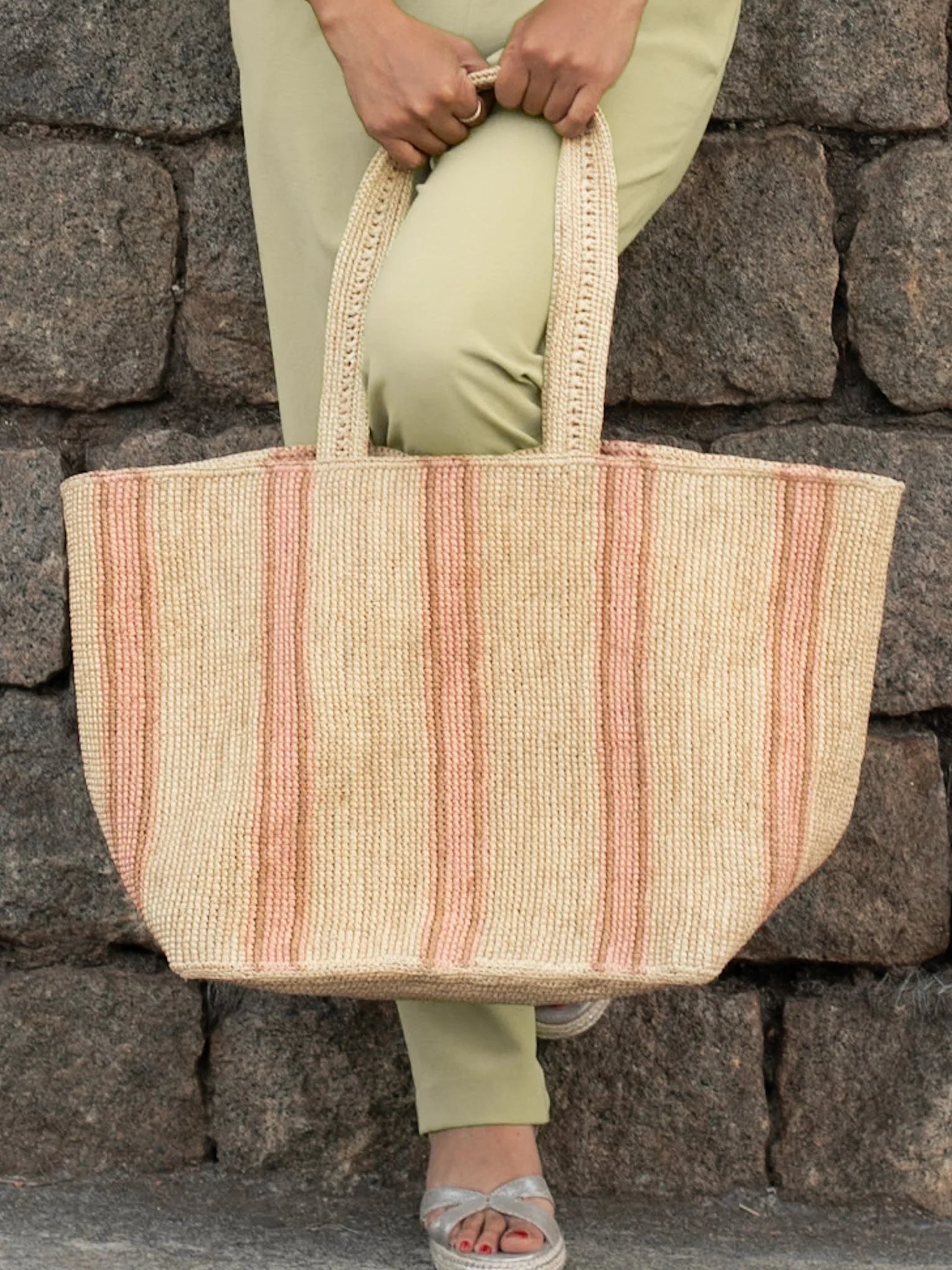Umhängetasche FINARITRA - Raffia Shopper Ikiala