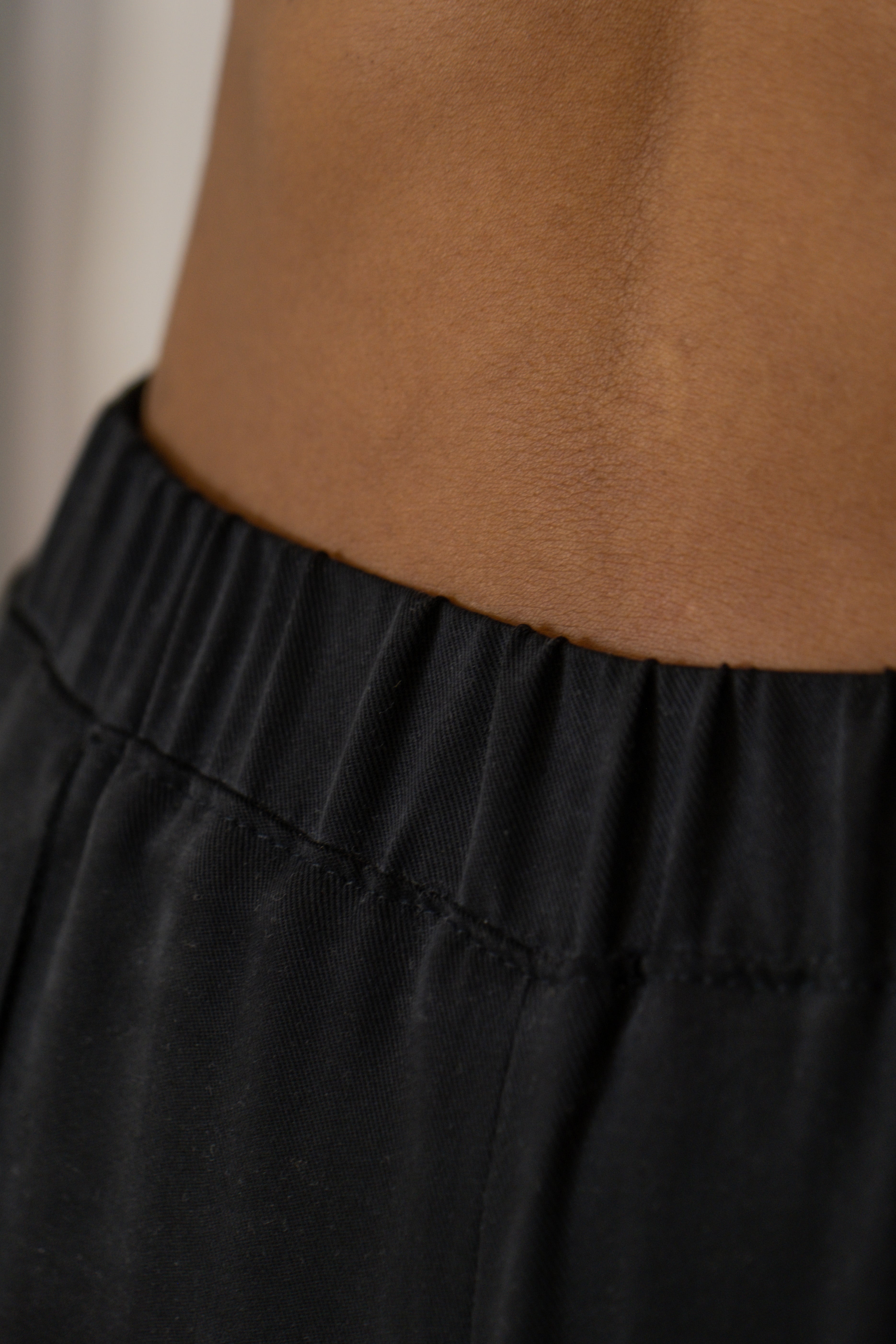 Hose AVEN.I charcoal VAELU