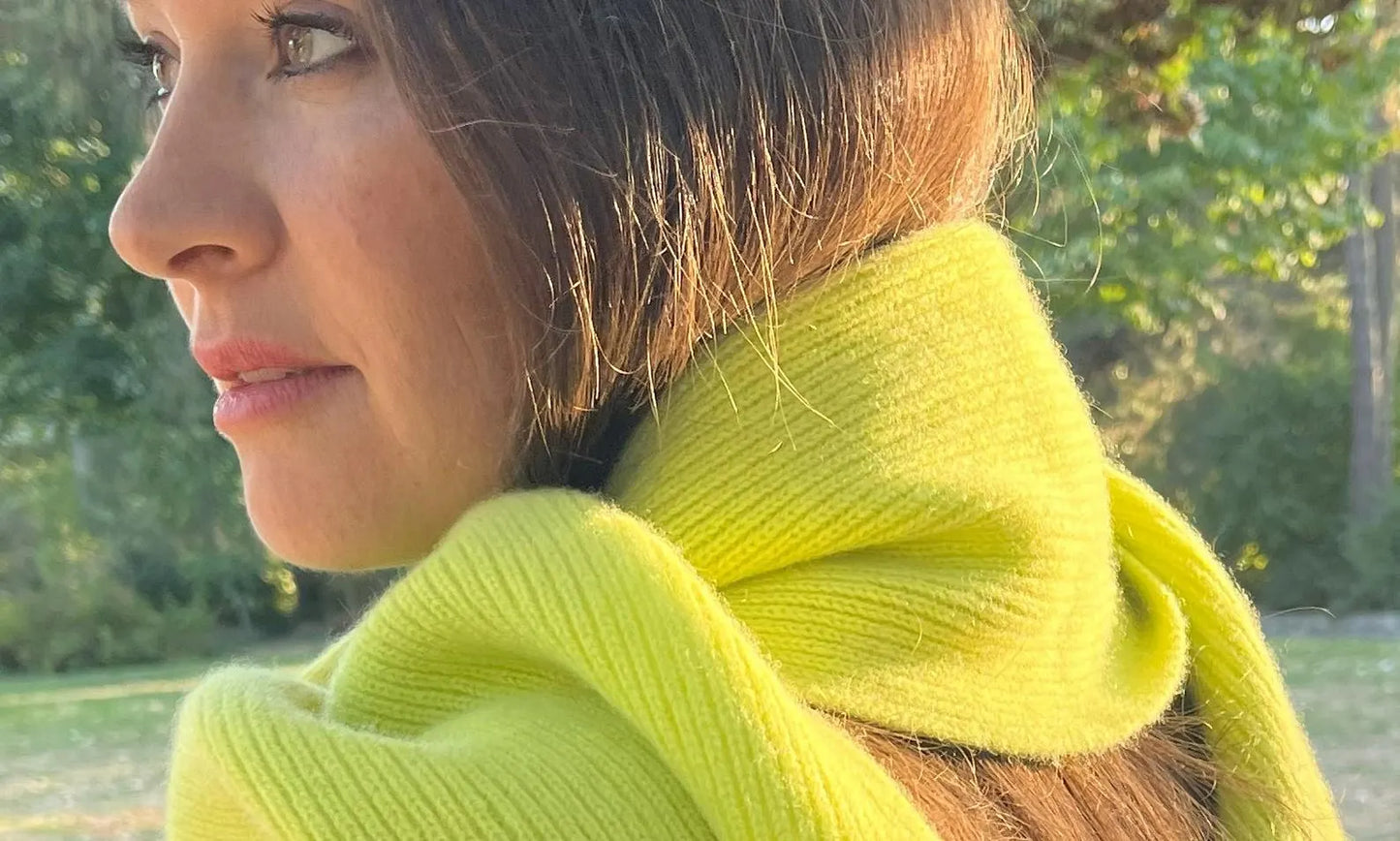 Merino Kaschmir Wollschal in Neongelb, Freiberg Knitwear