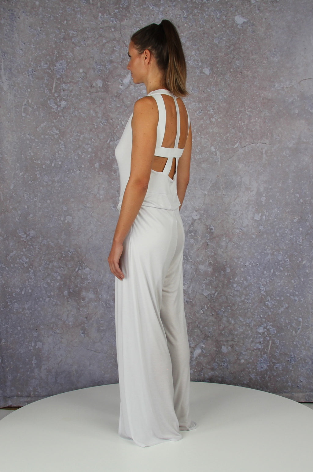 Bestickter Yoga-Overall aus Tencel - Y-05 Yoga Livestyle Fashion