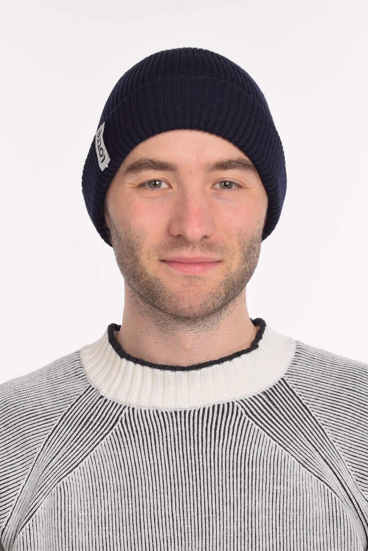 Fritzi Beanie - Dark Blue, Lotre Studio