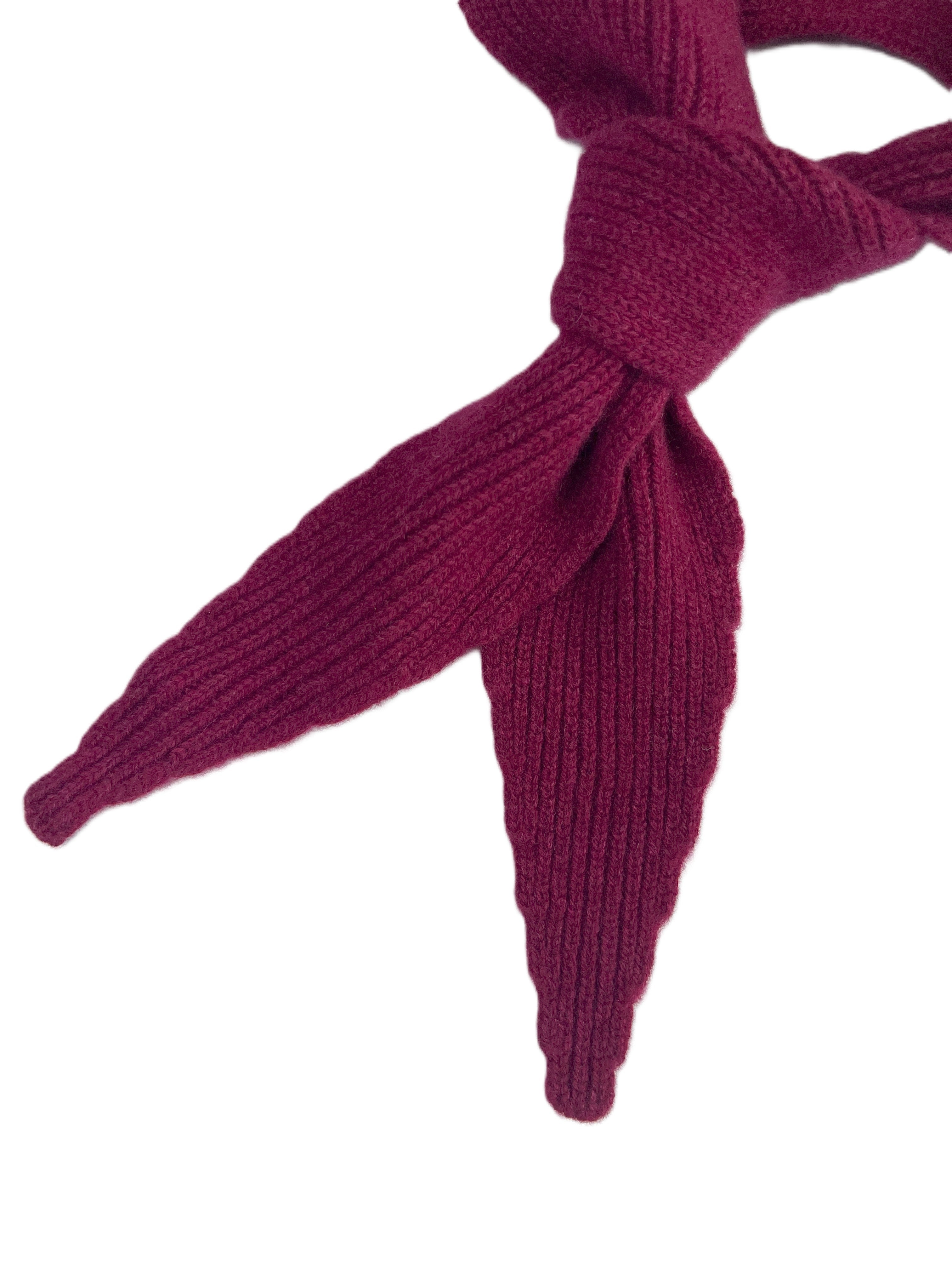 Mini-Schal aus Merino Kaschmir im Foulard-Stil, Rubinrot Freiberg Knitwear
