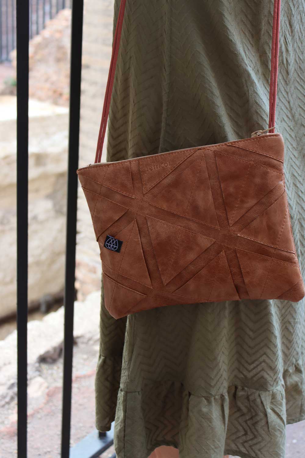 Festivaltasche Petricor Hazelnut