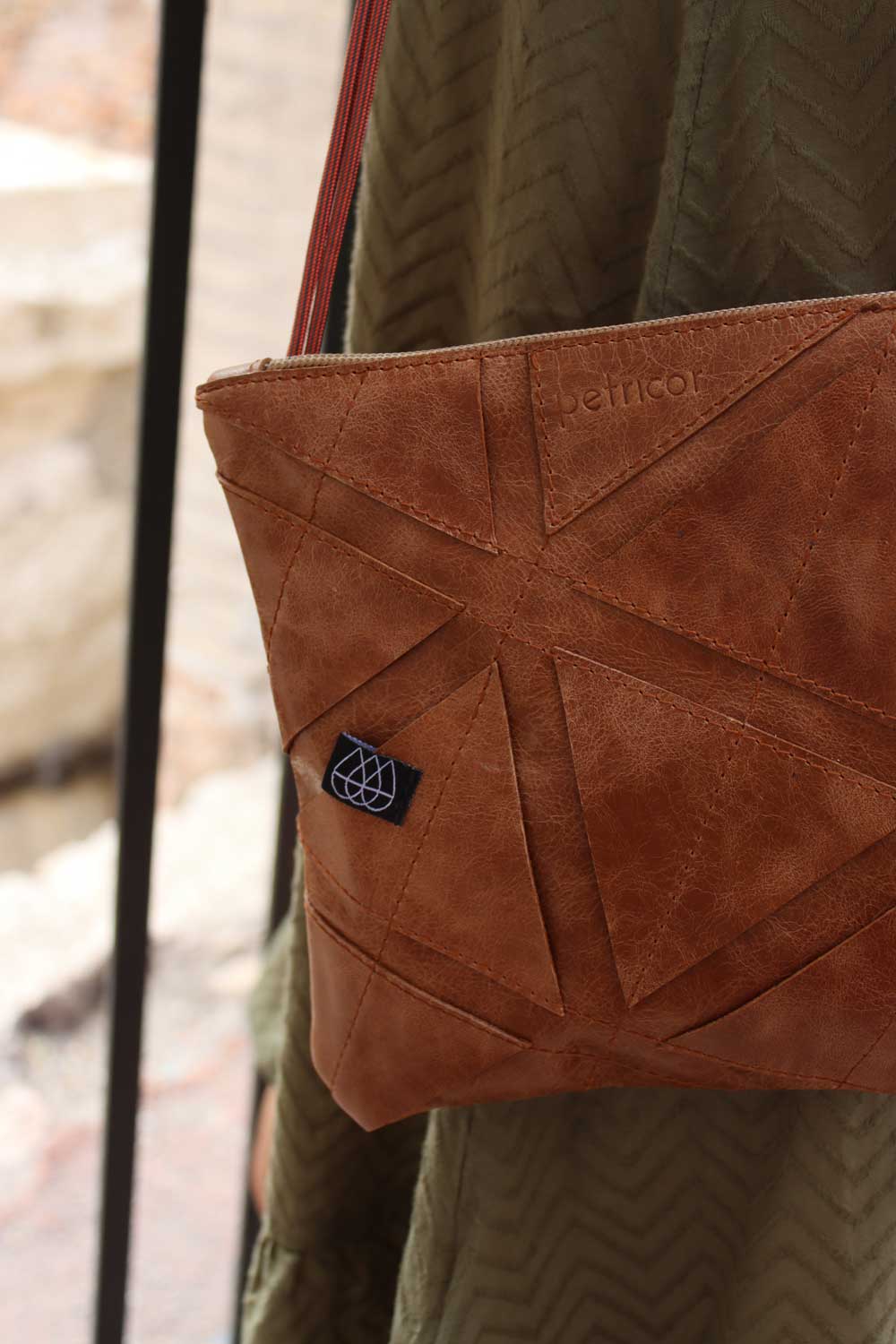 Festivaltasche Petricor Hazelnut