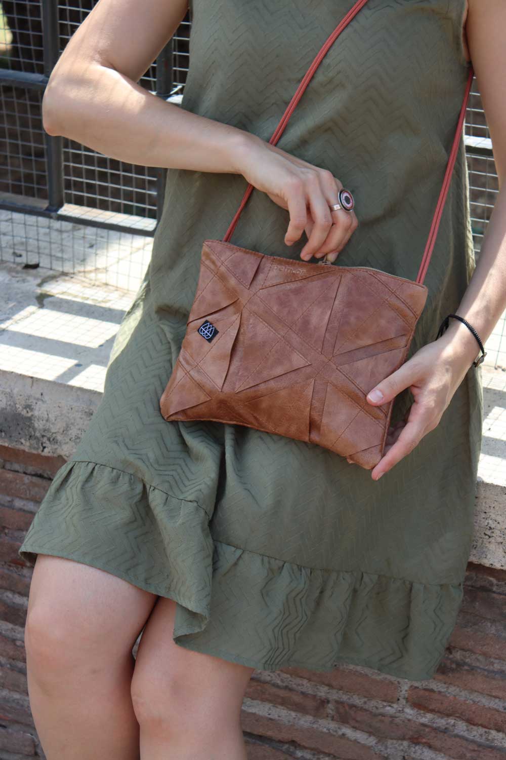 Festivaltasche Petricor Hazelnut