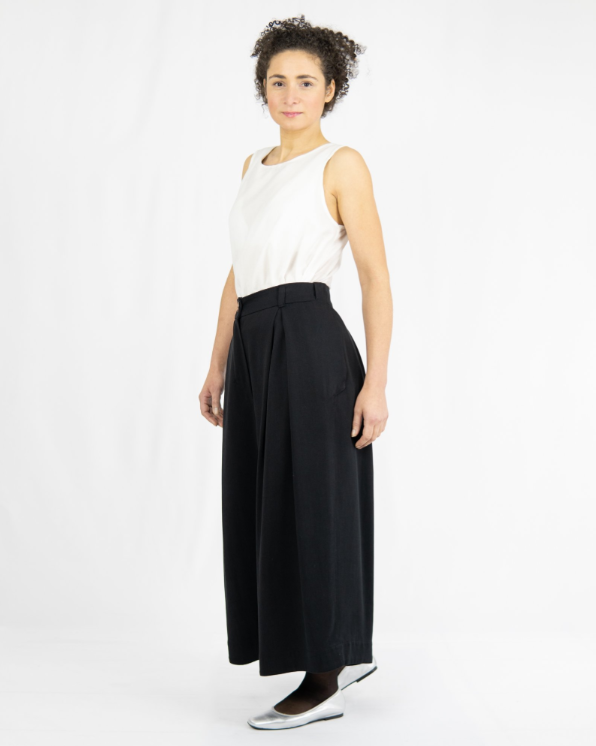 SMOOTH PANTS Weit schwingende Culotte Keijn