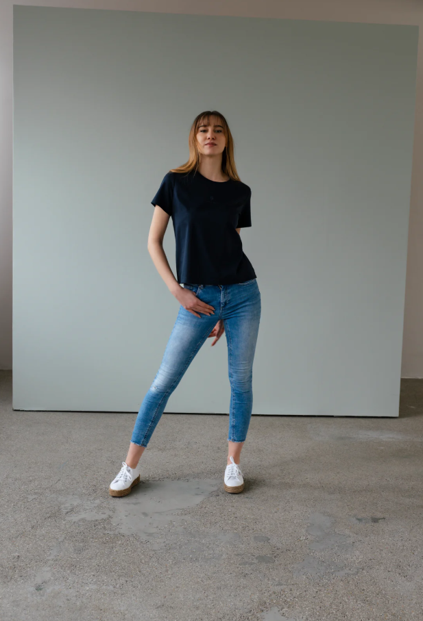 Nachhaltiges T-Shirt Bio-Baumwolle Iconic Navy ever&anon