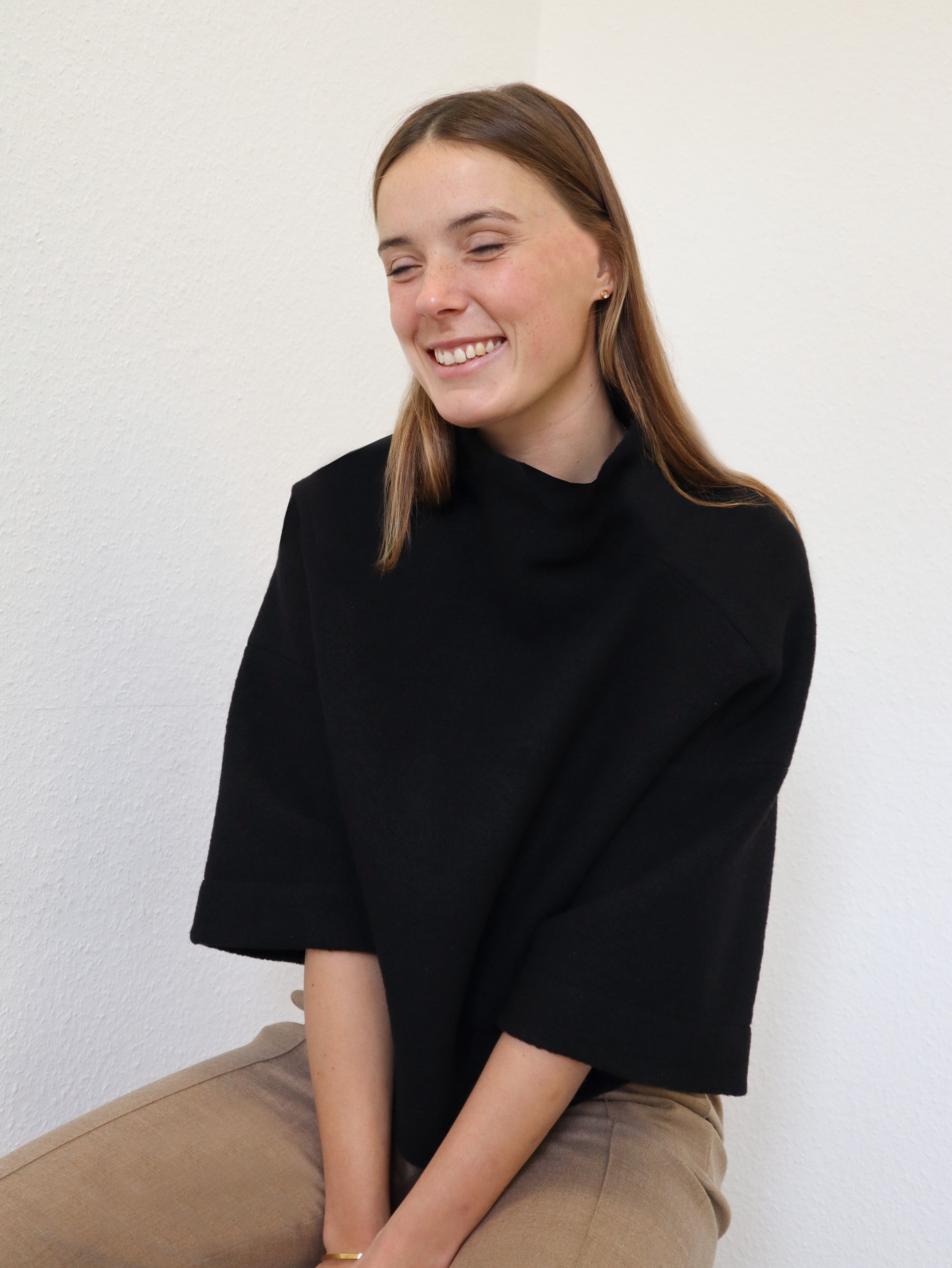 Wollpullover TALV.Y Schwarz VAELU
