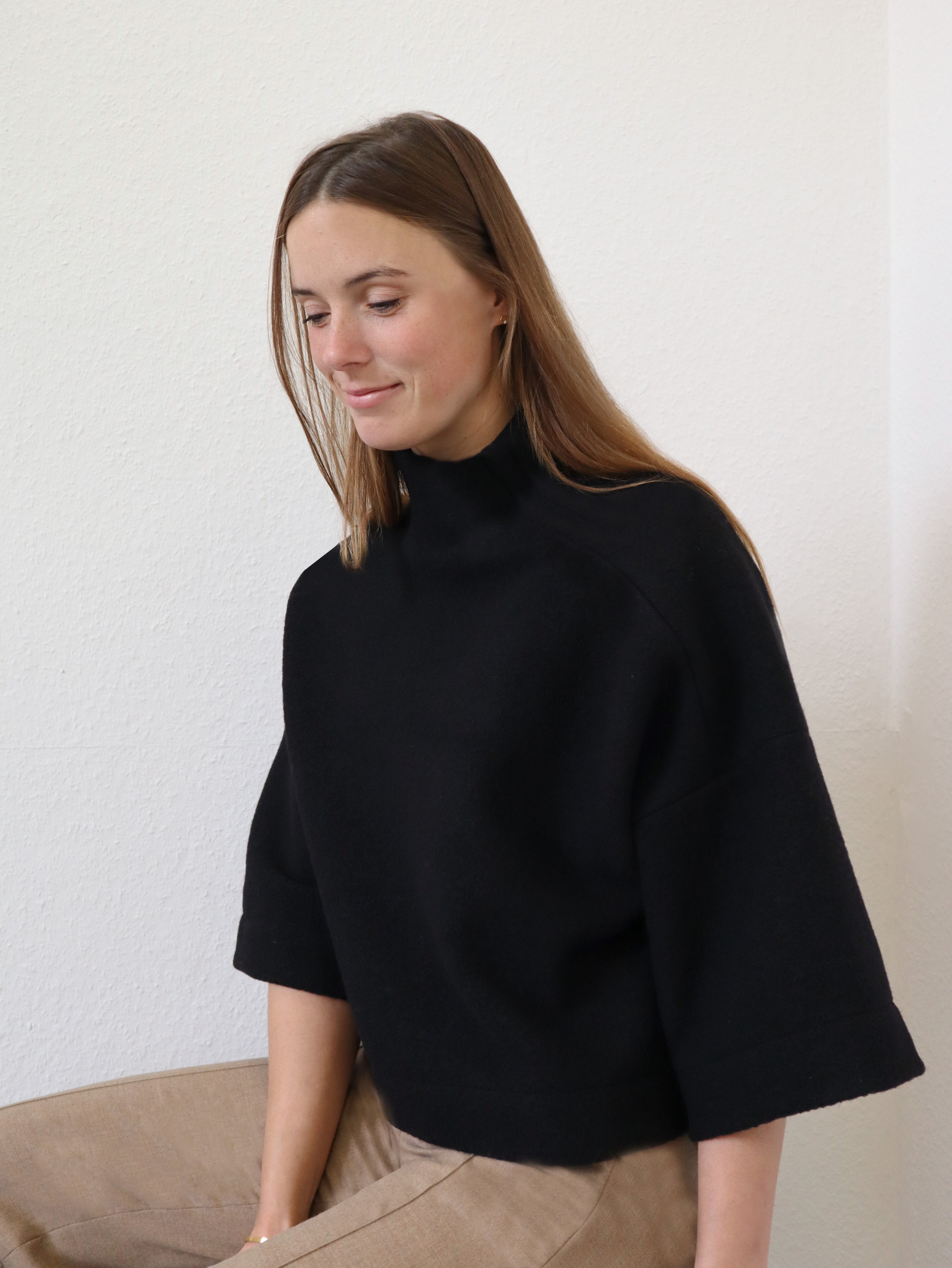 Wollpullover TALV.Y Schwarz VAELU