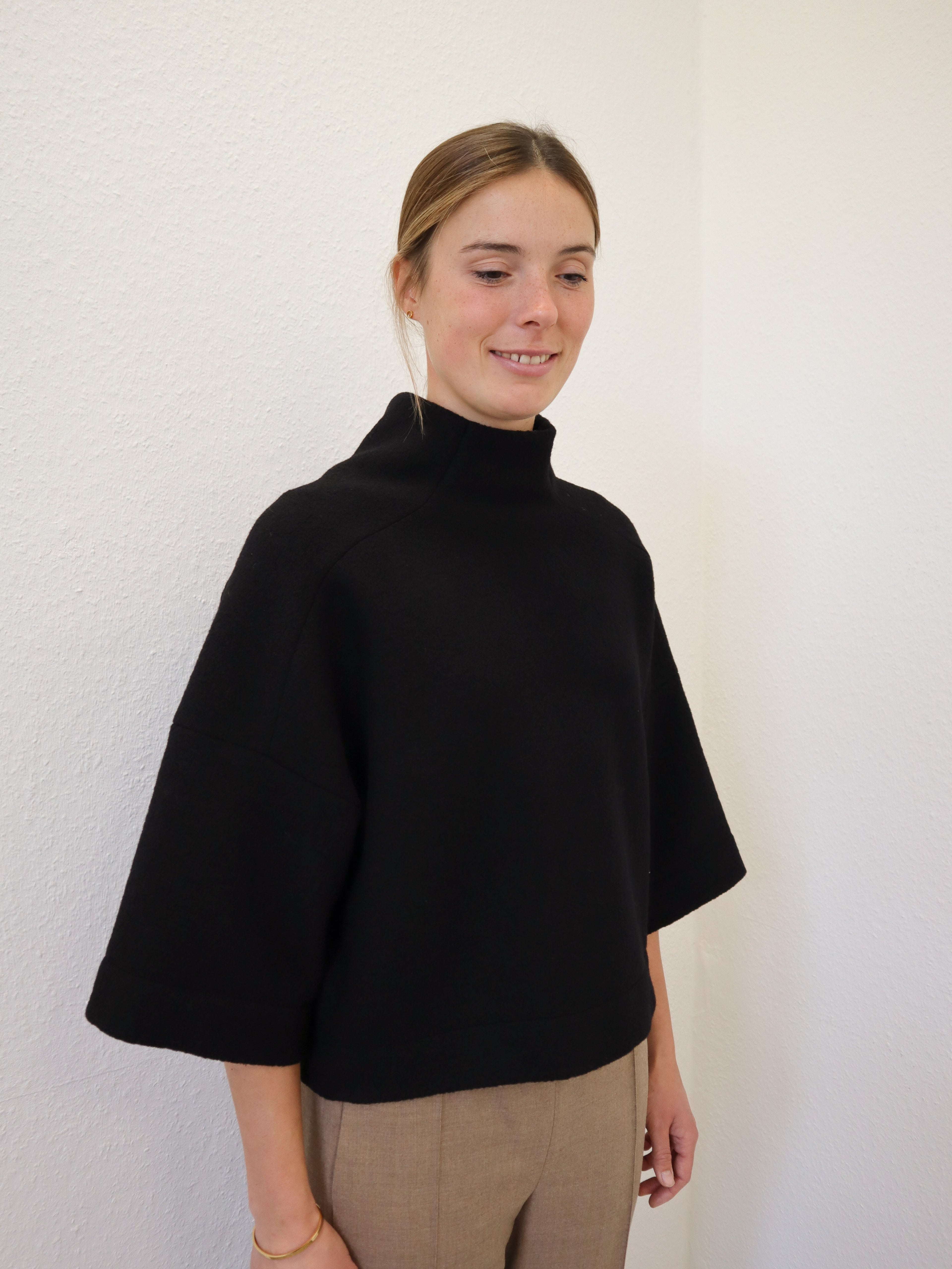 Wollpullover TALV.Y Schwarz VAELU