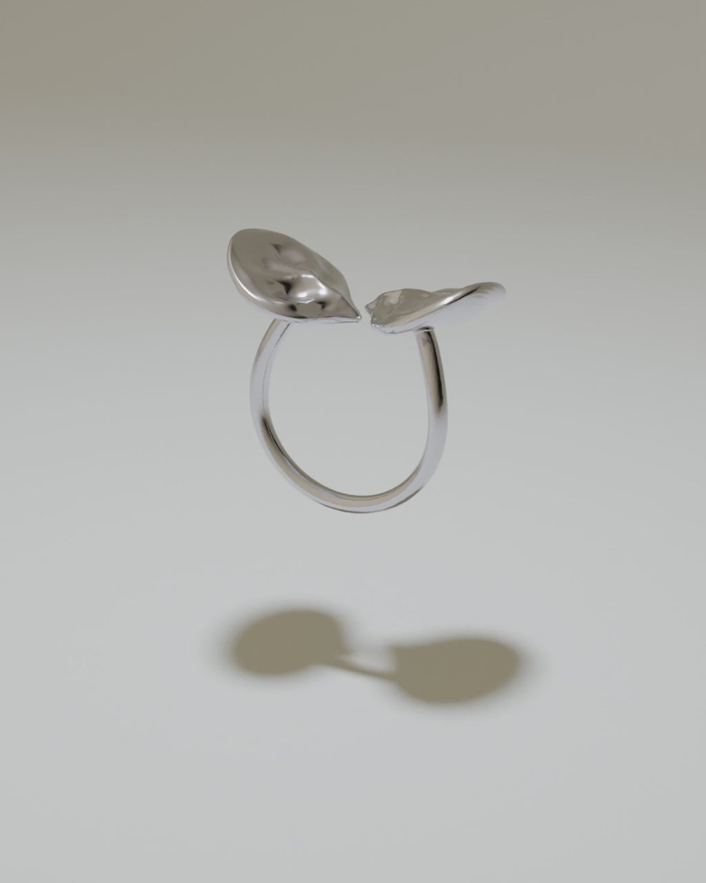 Cacco Clam Ring